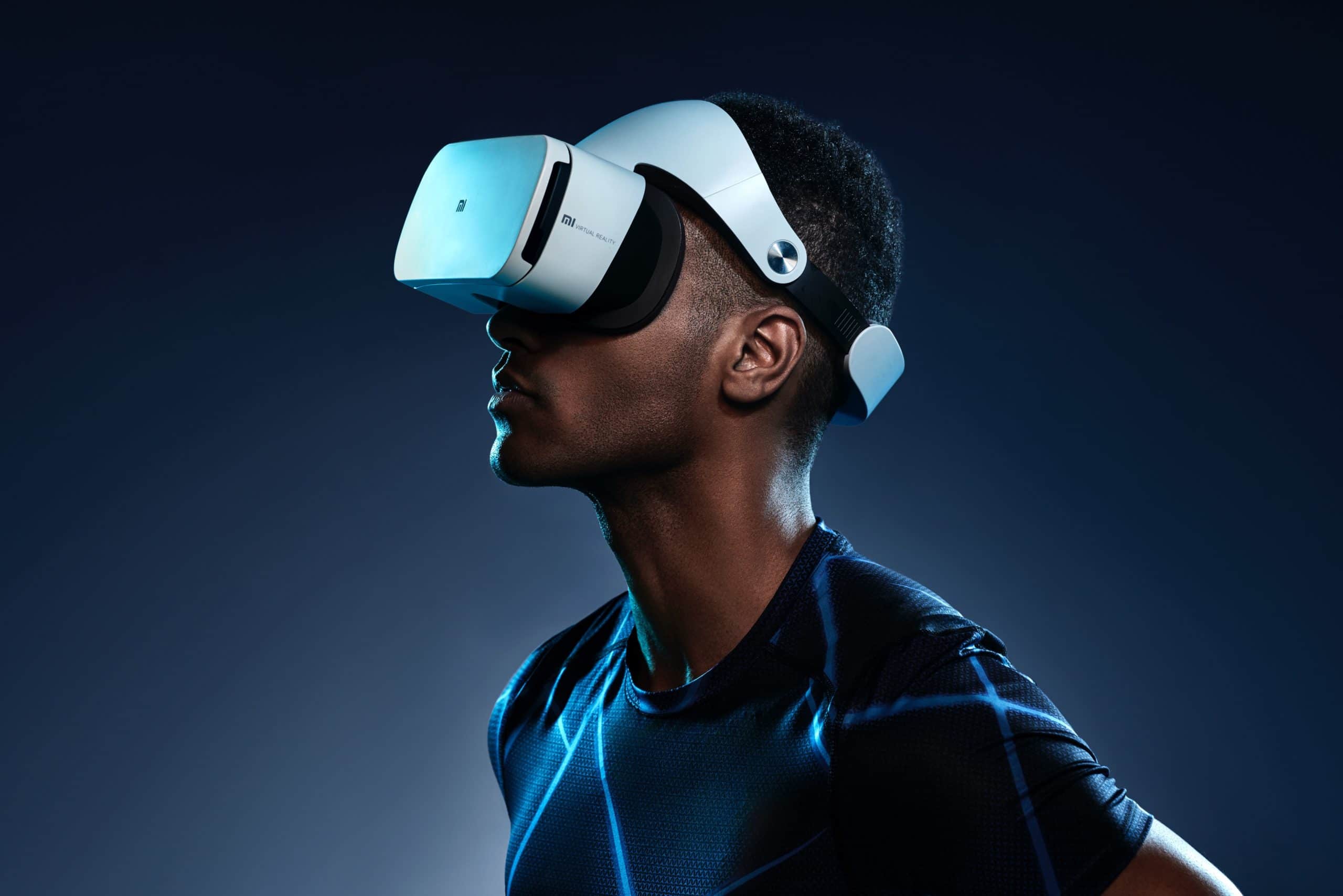 أفضل معدات الواقع الإفتراضي (VR) التي يمكنك اقتنائها حاليا - مدونة انترنت  الأشياء